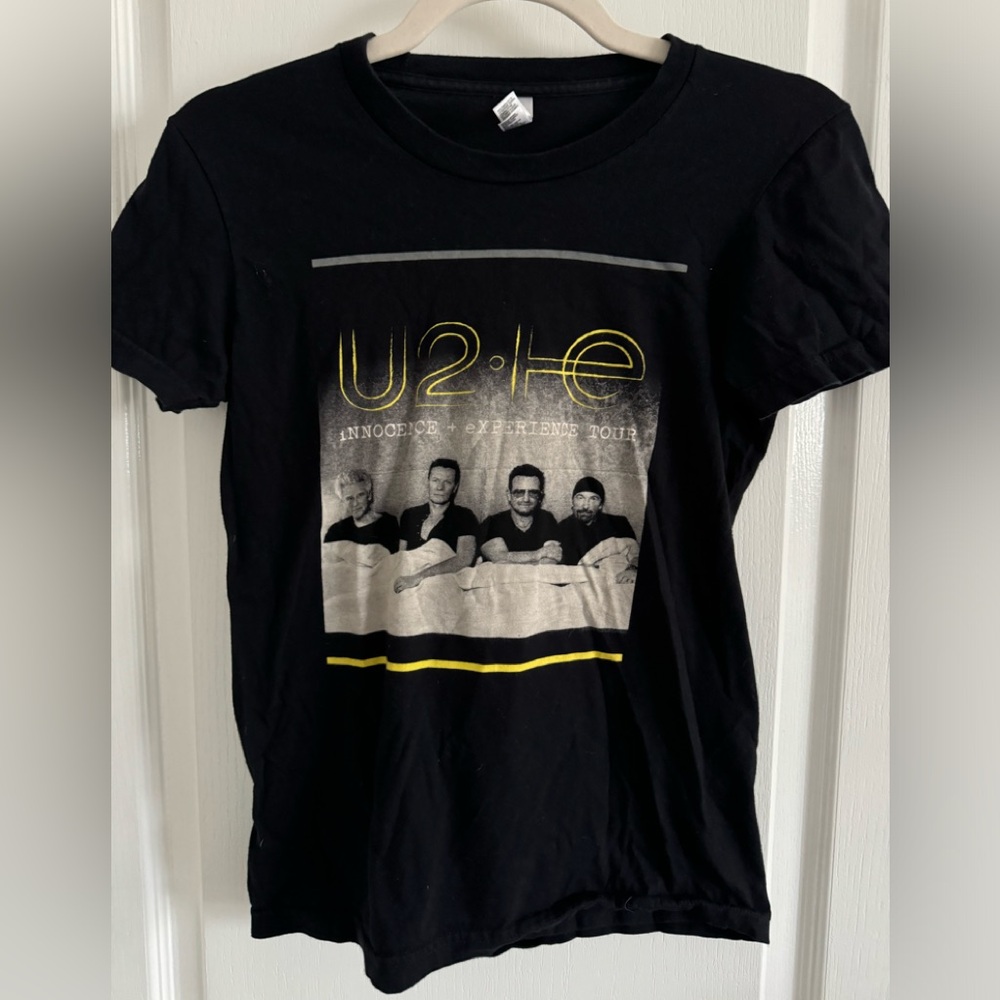 Women's U2 Innocence and Experience Tour Concert Tee Size Medium